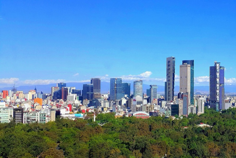 Paseo de la Reforma skyline above Chapultepec